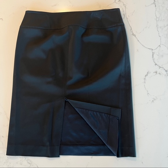 Prada skirt in black 42 - Picture 3 of 5